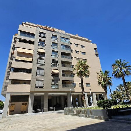 D&R Penthouse On The Beach Apartment Малага Екстериор снимка