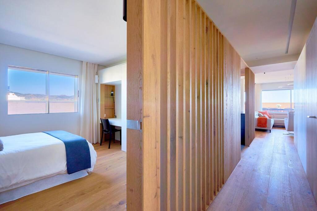 D&R Penthouse On The Beach Apartment Малага Екстериор снимка