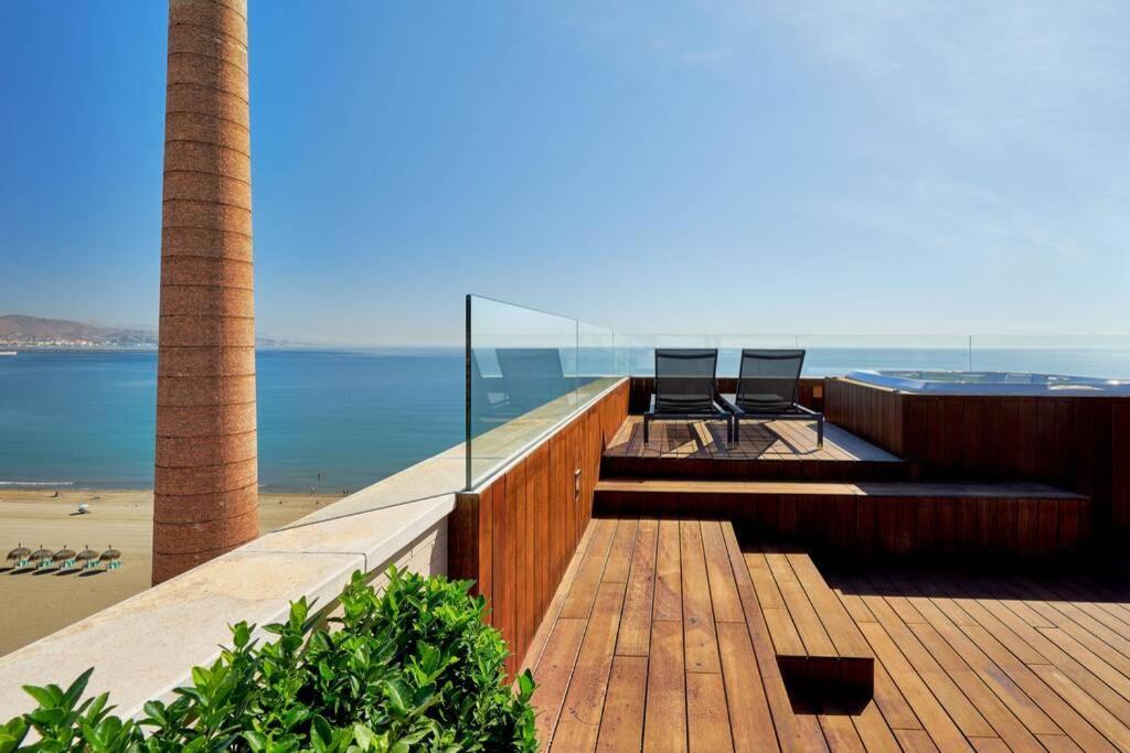 D&R Penthouse On The Beach Apartment Малага Екстериор снимка