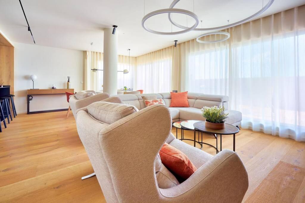 D&R Penthouse On The Beach Apartment Малага Екстериор снимка