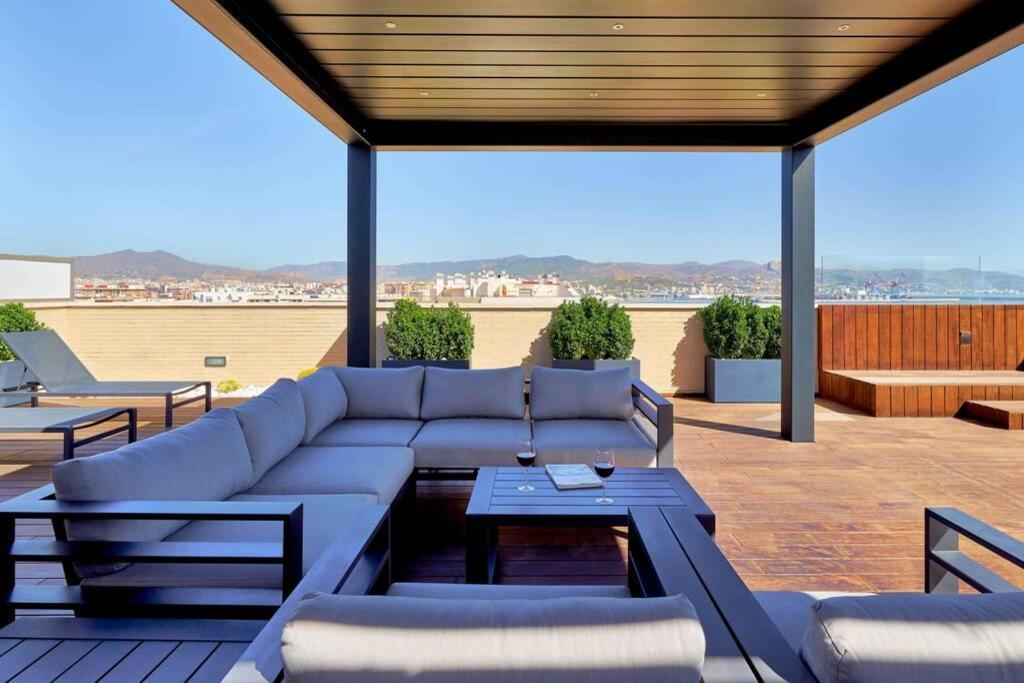 D&R Penthouse On The Beach Apartment Малага Екстериор снимка