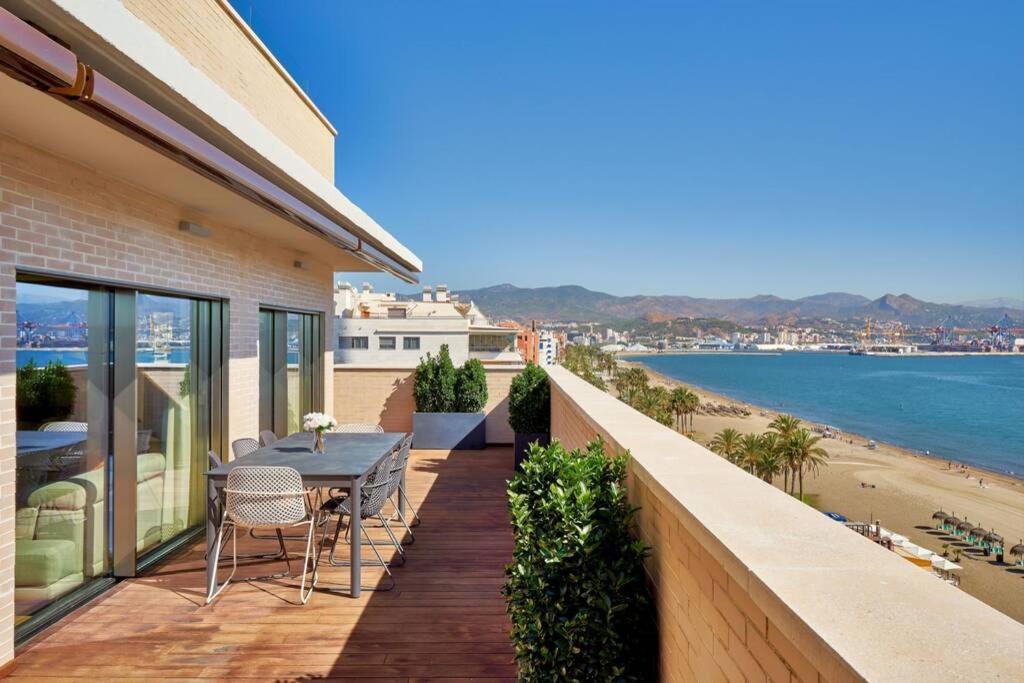 D&R Penthouse On The Beach Apartment Малага Екстериор снимка